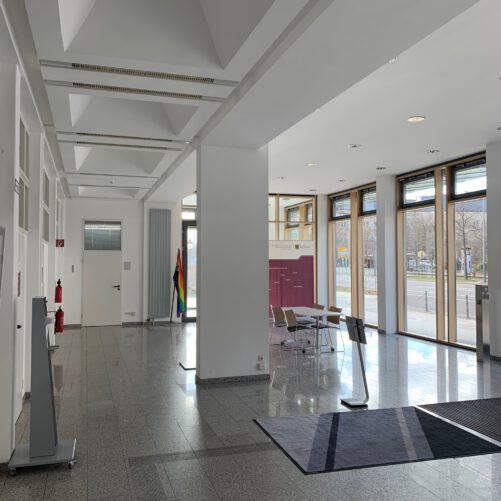 249_20220217_Foyer_001